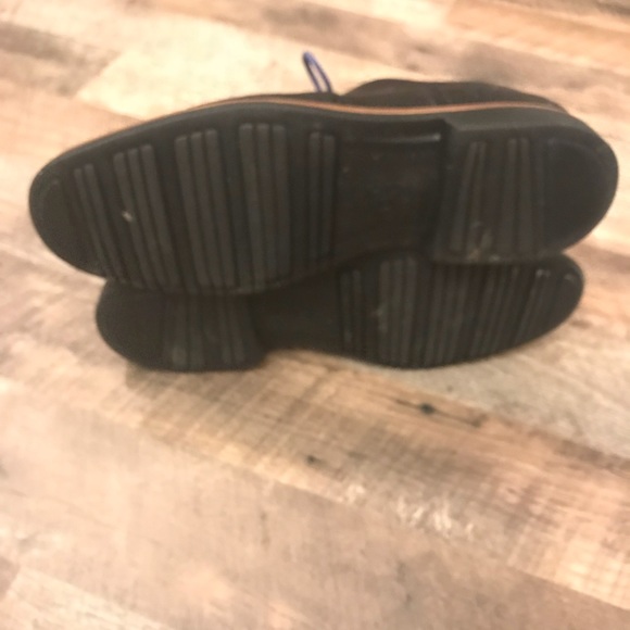 Cole Haan shoes. - Picture 4 of 4
